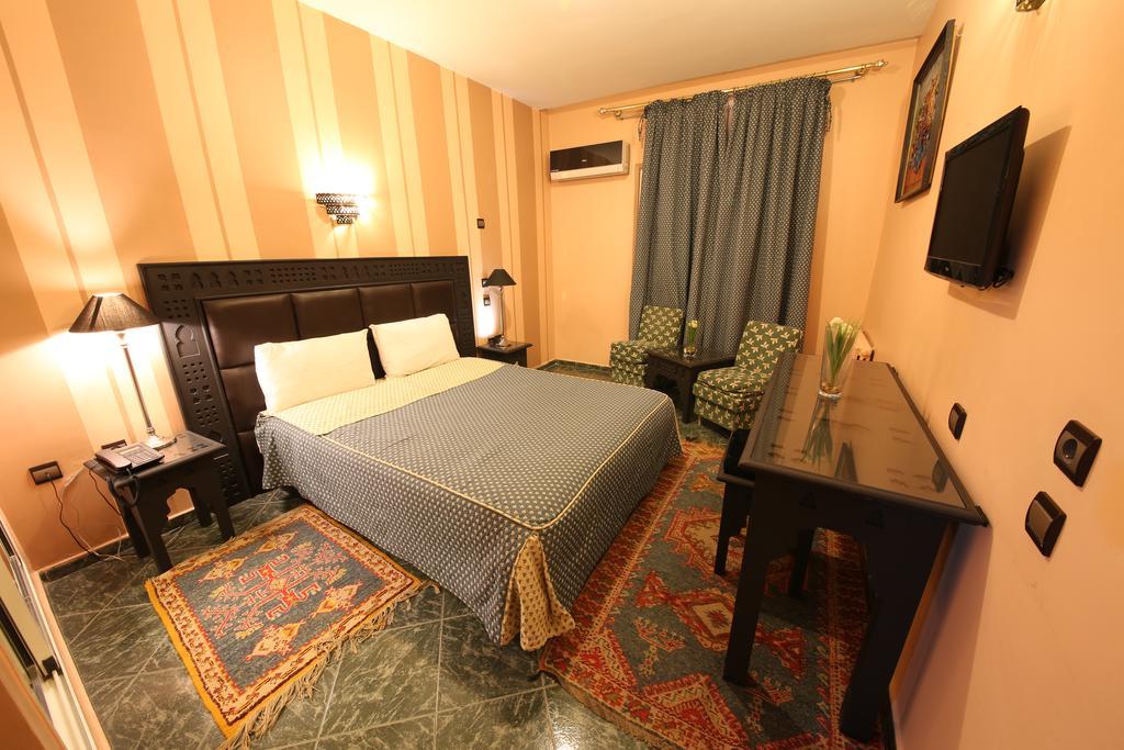Hotel Akouas Meknes Exterior photo
