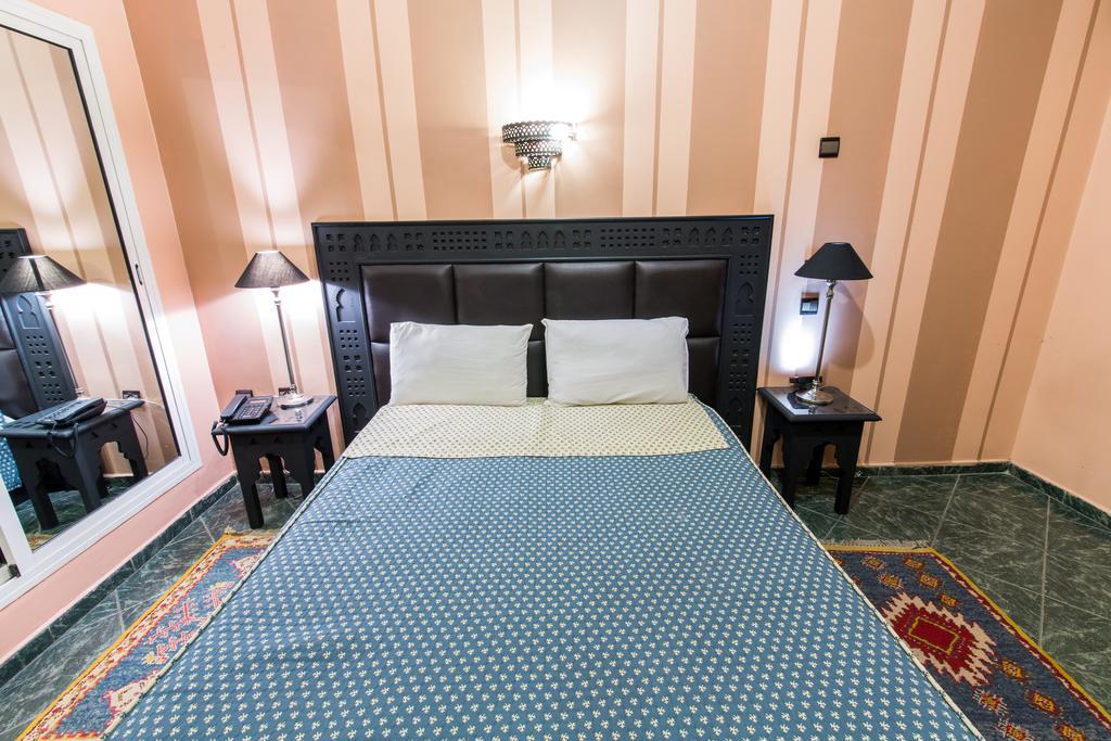 Hotel Akouas Meknes Room photo