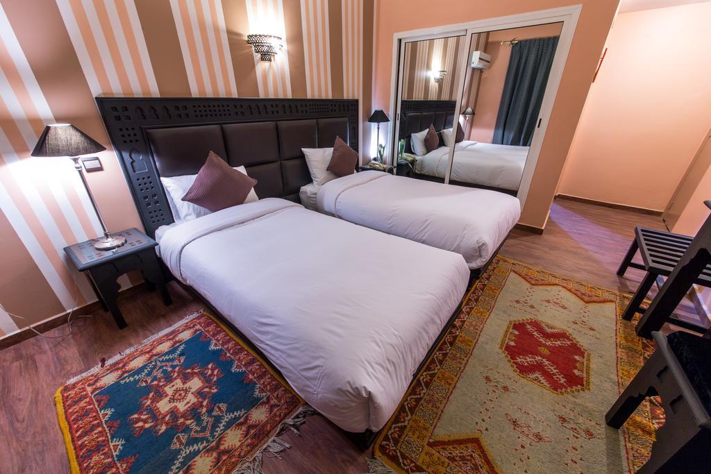 Hotel Akouas Meknes Room photo